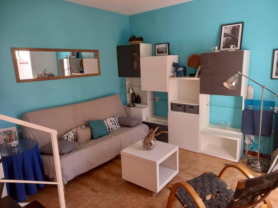 Nautilus Agradable Villa A 5 Minutos A Pie De La Playa روساس المظهر الخارجي الصورة